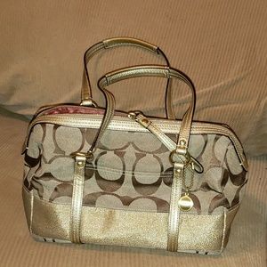 Coach Signiture Fabric Body Satchel